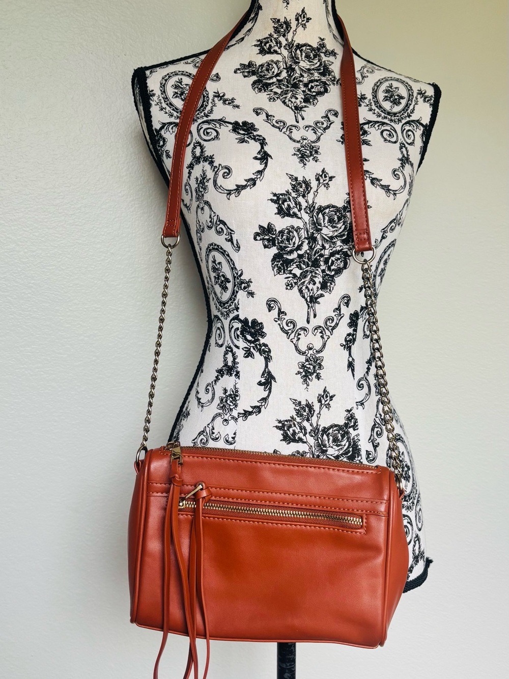 Forever 21 Burnt Orange Crossbody Bag with Chain Strap